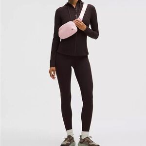 Lululemon brand new cross body / pink